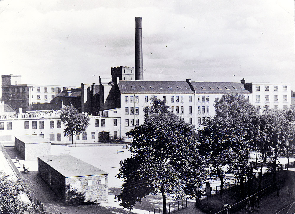 Buchanan's Factory from Phoenix Park. Image courtesy of Mitchell Library